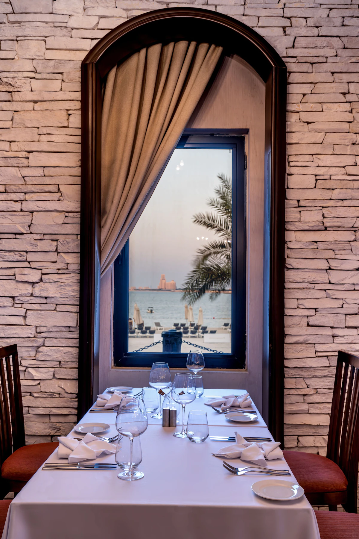 رستوران هتل رکسوس باب البحر دبی